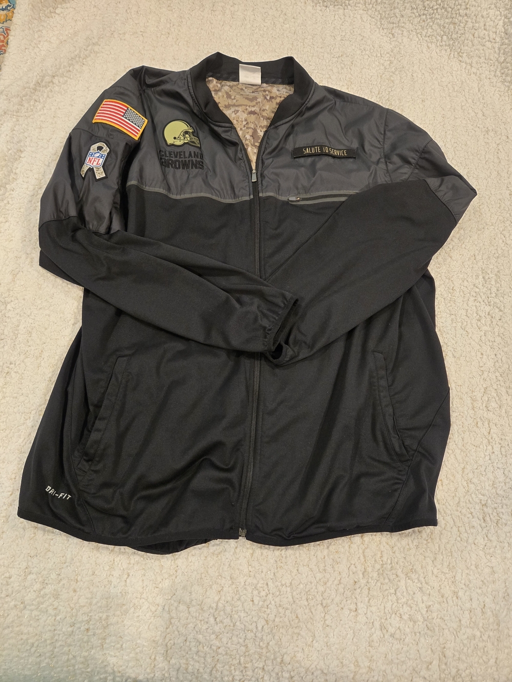 NFL Cleveland Browns Black Salute to Service Full-Zip Windbreaker